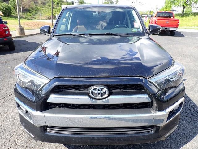 Used 2018 Toyota 4Runner Limited AWD/4WD image 9