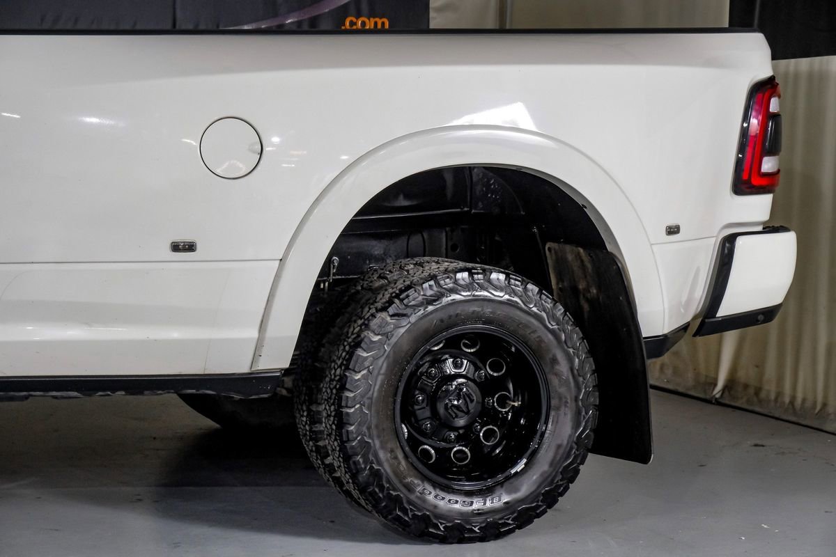 Used 2021 RAM 3500 Laramie w/ Night Edition AWD/4WD image 13