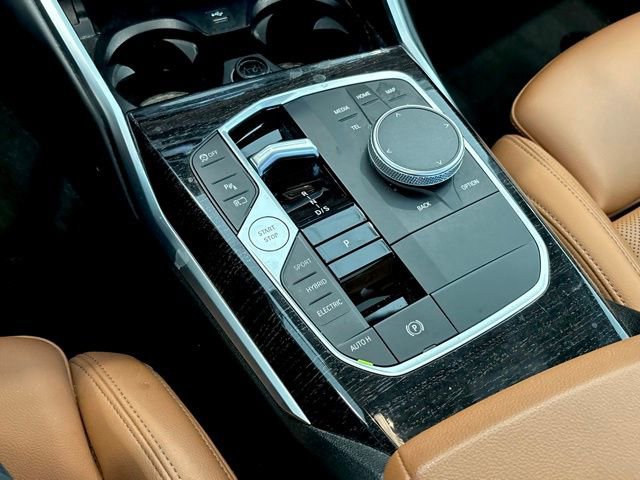 Used 2023 BMW 330e xDrive w/ Driving Assistance Package image 20