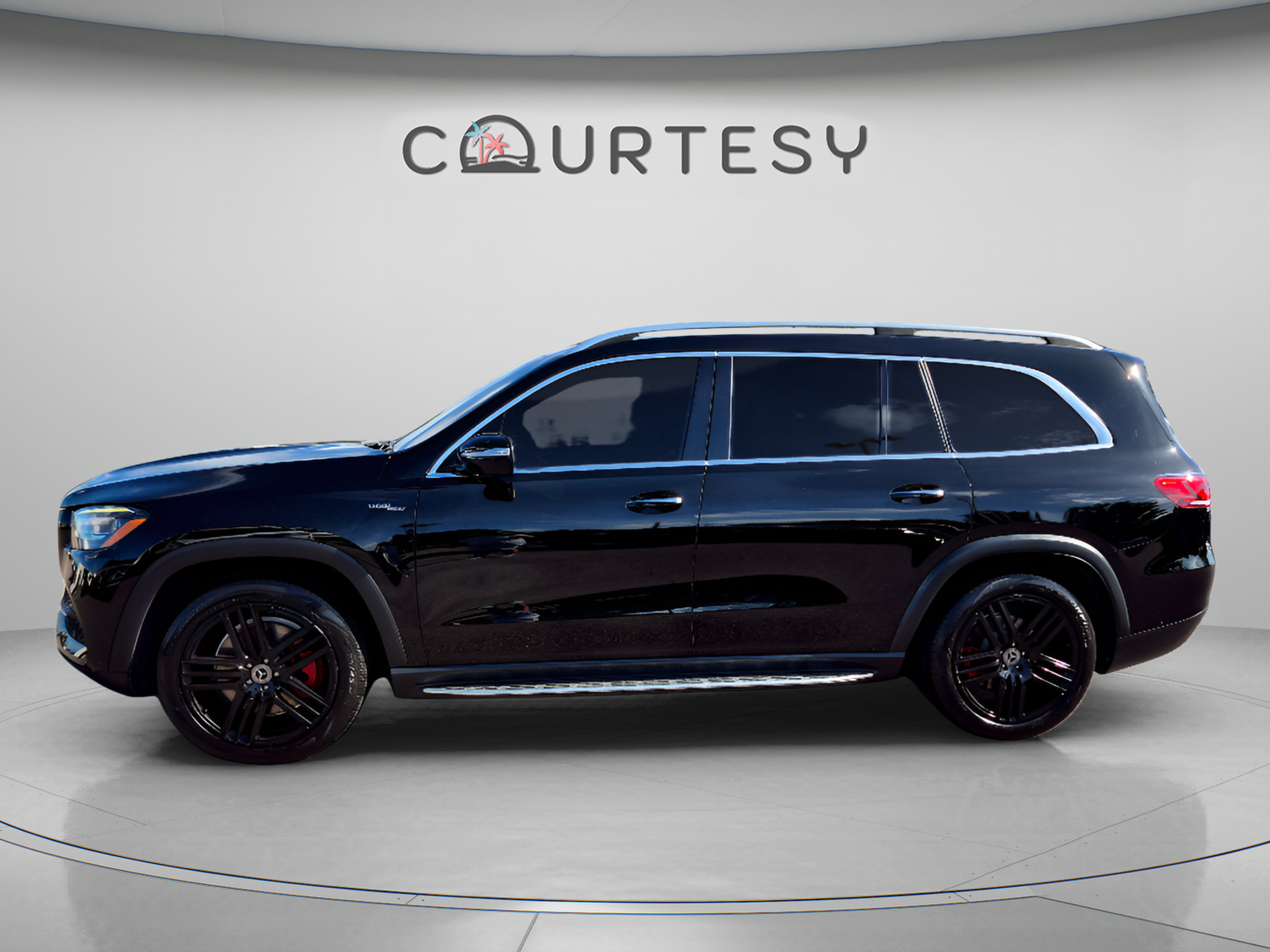 Used 2020 Mercedes-Benz GLS 450 4MATIC image 2