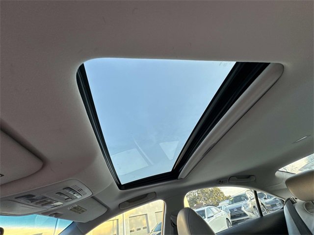 Used 2010 Lexus ES 350 image 27