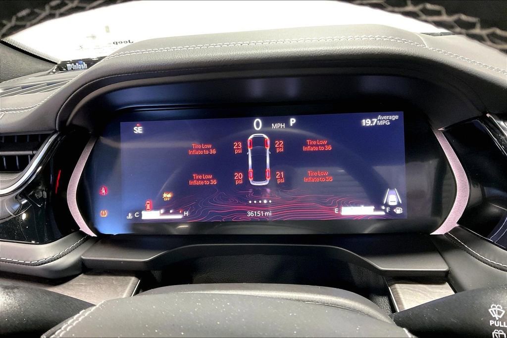 Used 2022 Jeep Grand Cherokee Overland w/ Adv Protech Group III image 26