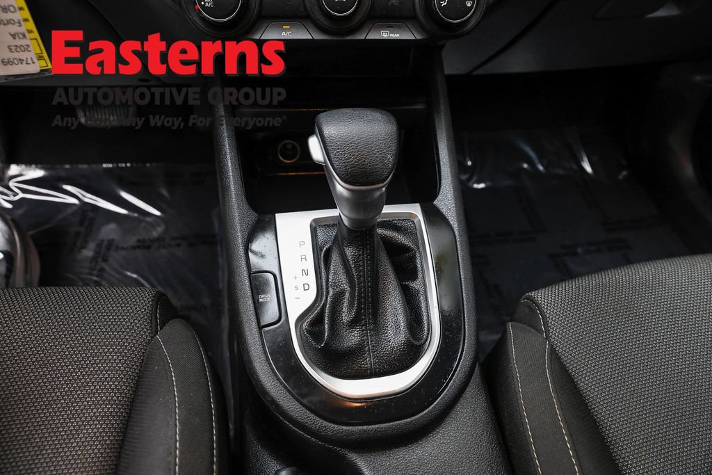 Used 2023 Kia Forte LXS w/ LXS Technology Package FWD image 15