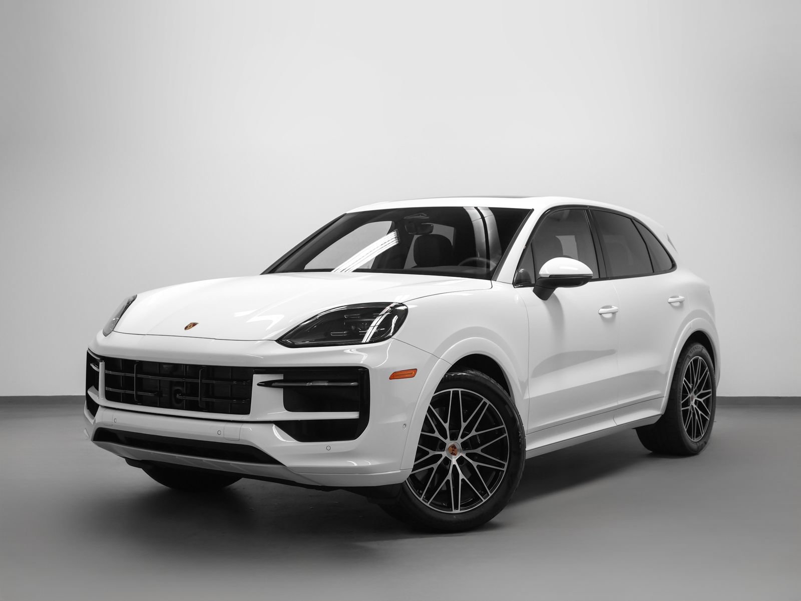 Certified 2026 Porsche Cayenne AWD/4WD image 6