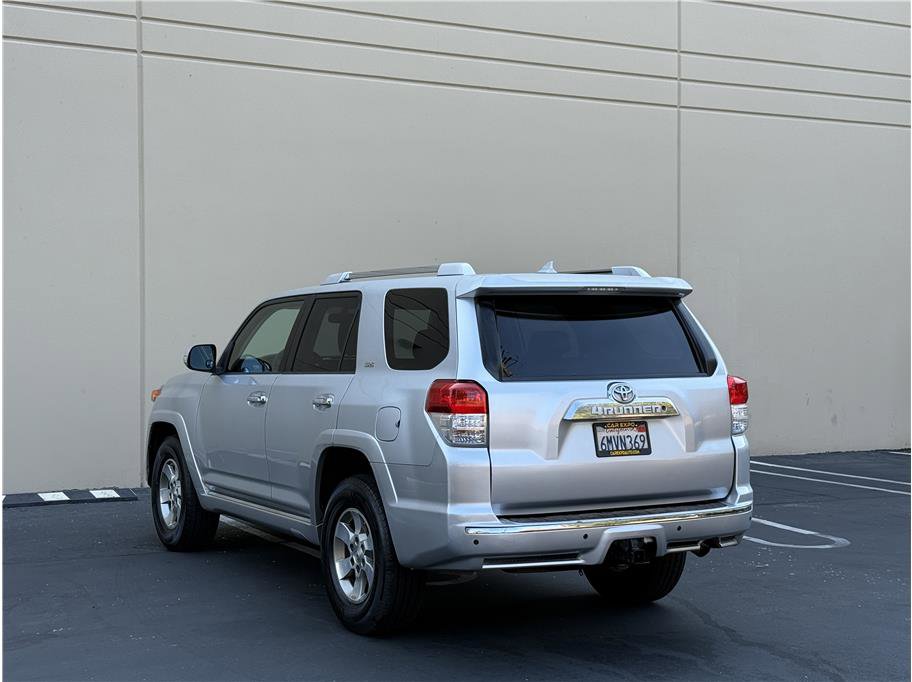 Used 2010 Toyota 4Runner SR5 RWD image 4