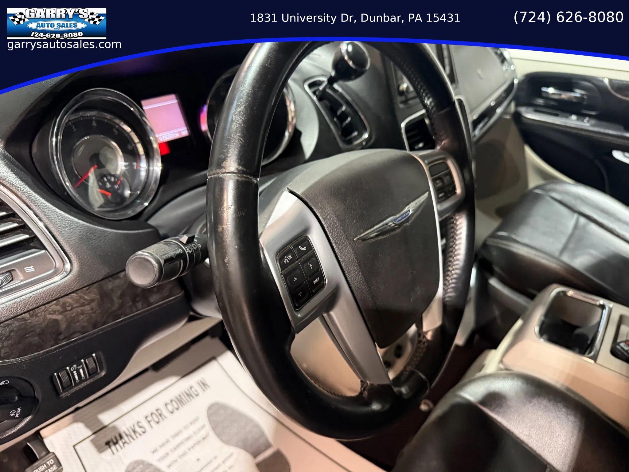 Used 2014 Chrysler Town & Country Touring FWD image 13