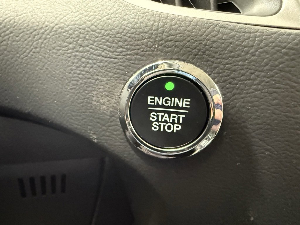 New 2024 Ford Edge SE image 38