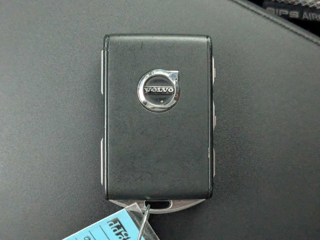 Certified 2024 Volvo C40 Recharge Core AWD/4WD image 44