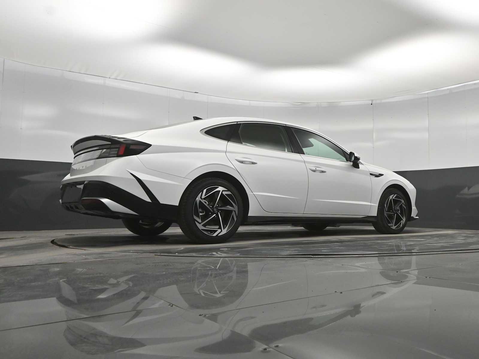 New 2026 Hyundai Sonata SEL FWD image 38