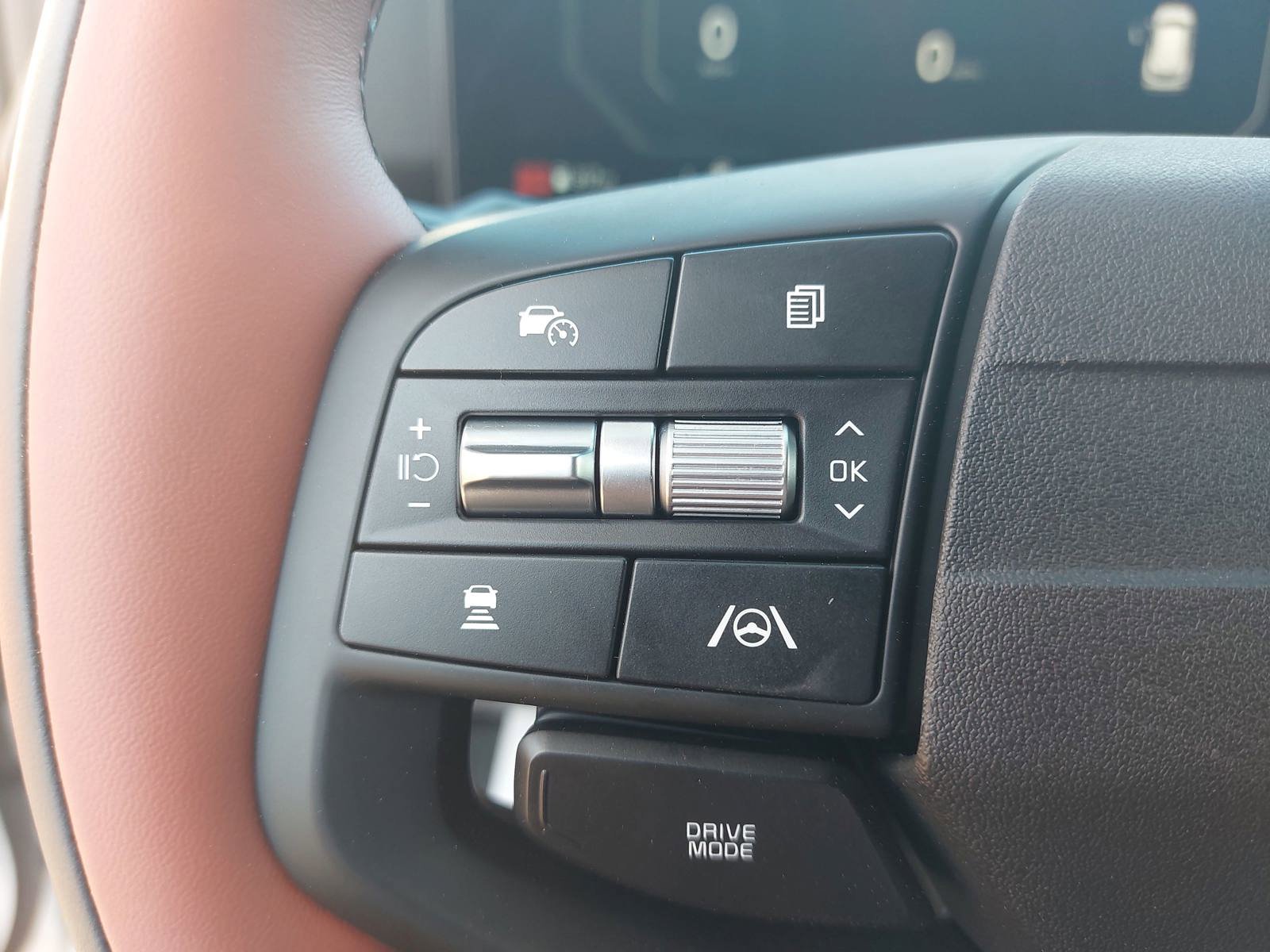 New 2026 Kia Sportage SX AWD/4WD image 17