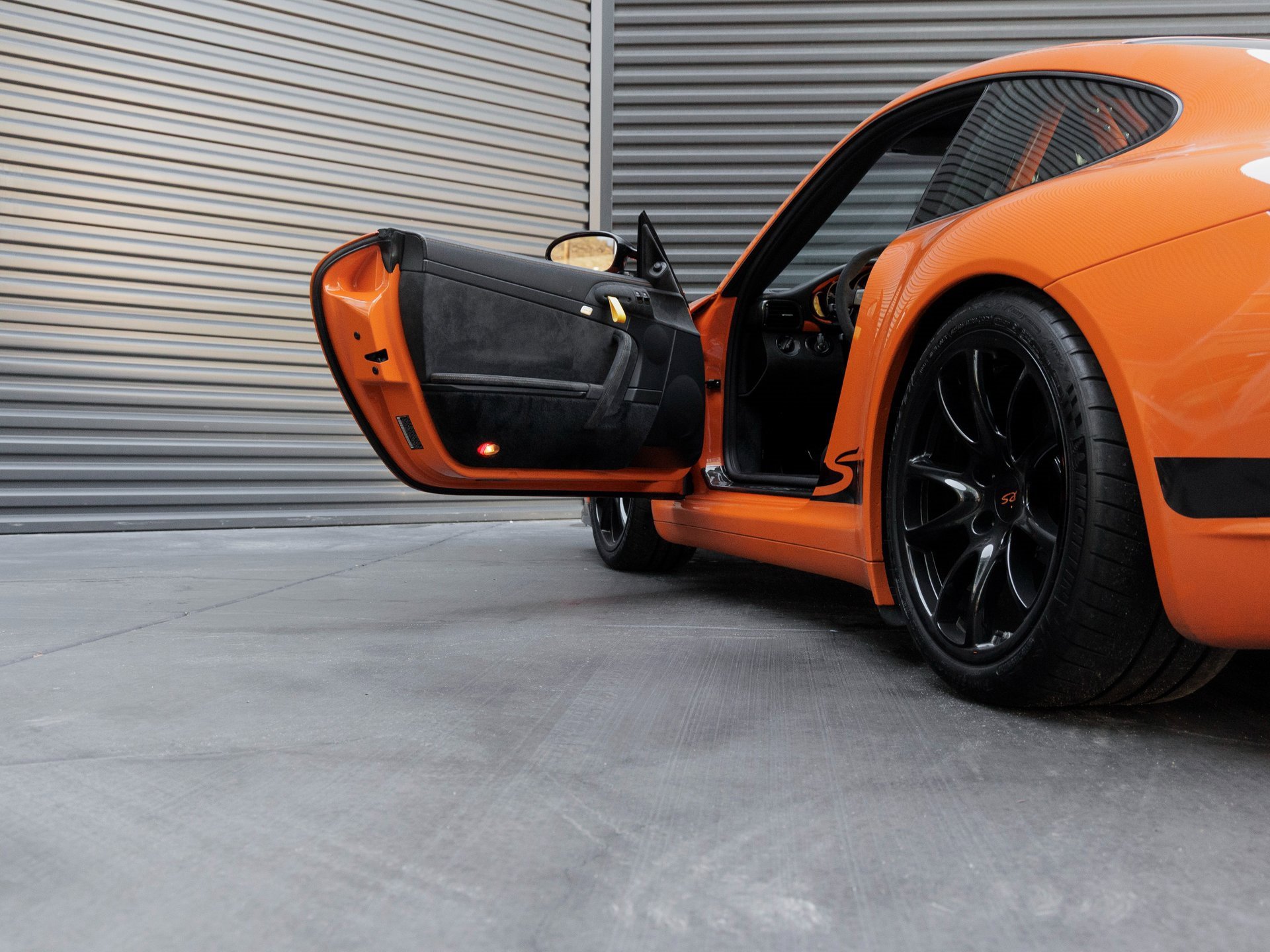 Used 2008 Porsche 911 GT3 RS image 15