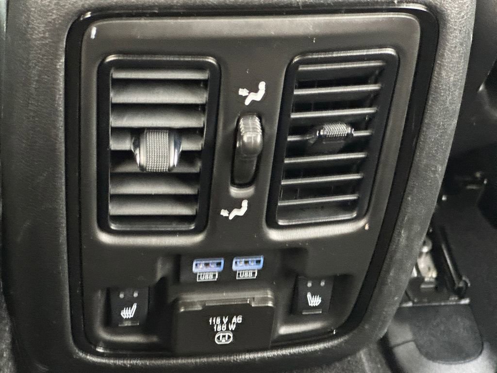 Used 2023 Dodge Durango GT image 27