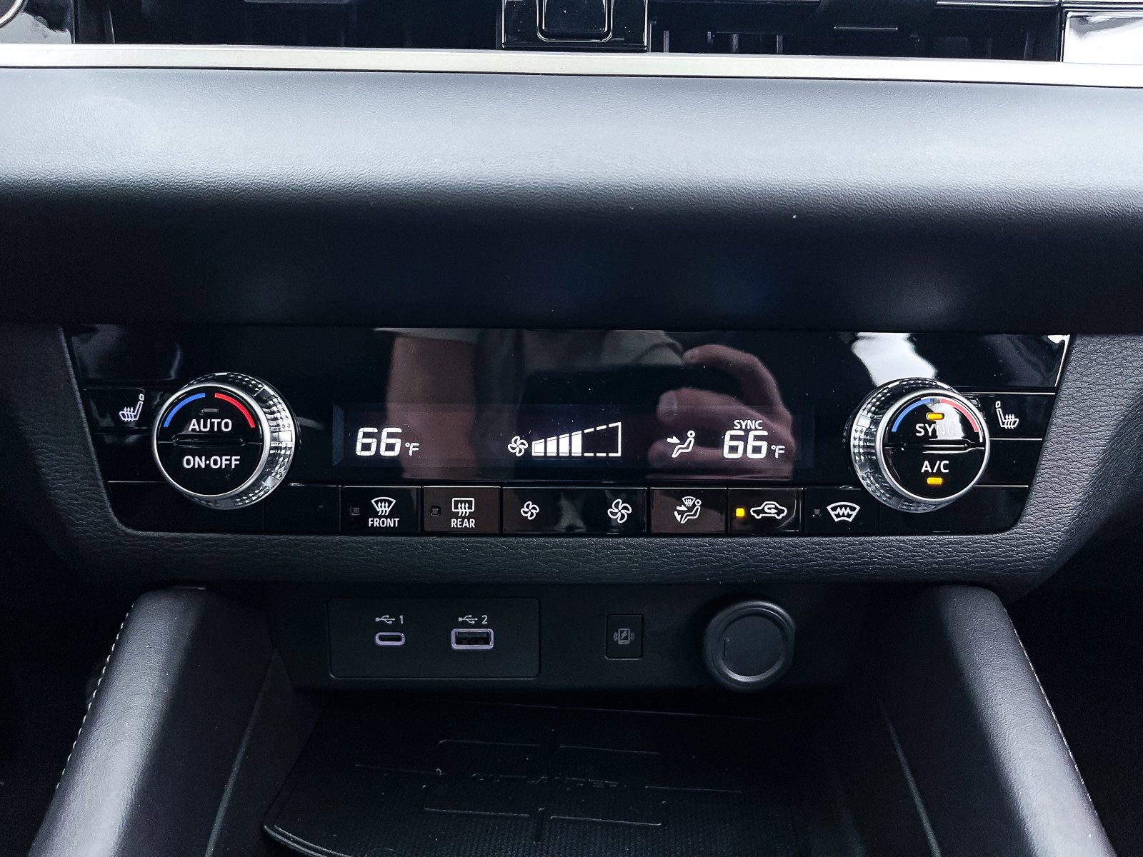 New 2025 Mitsubishi Outlander SE AWD/4WD image 17