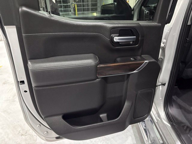 Used 2020 GMC Sierra 1500 SLT w/ SLT Premium Plus Package RWD image 16