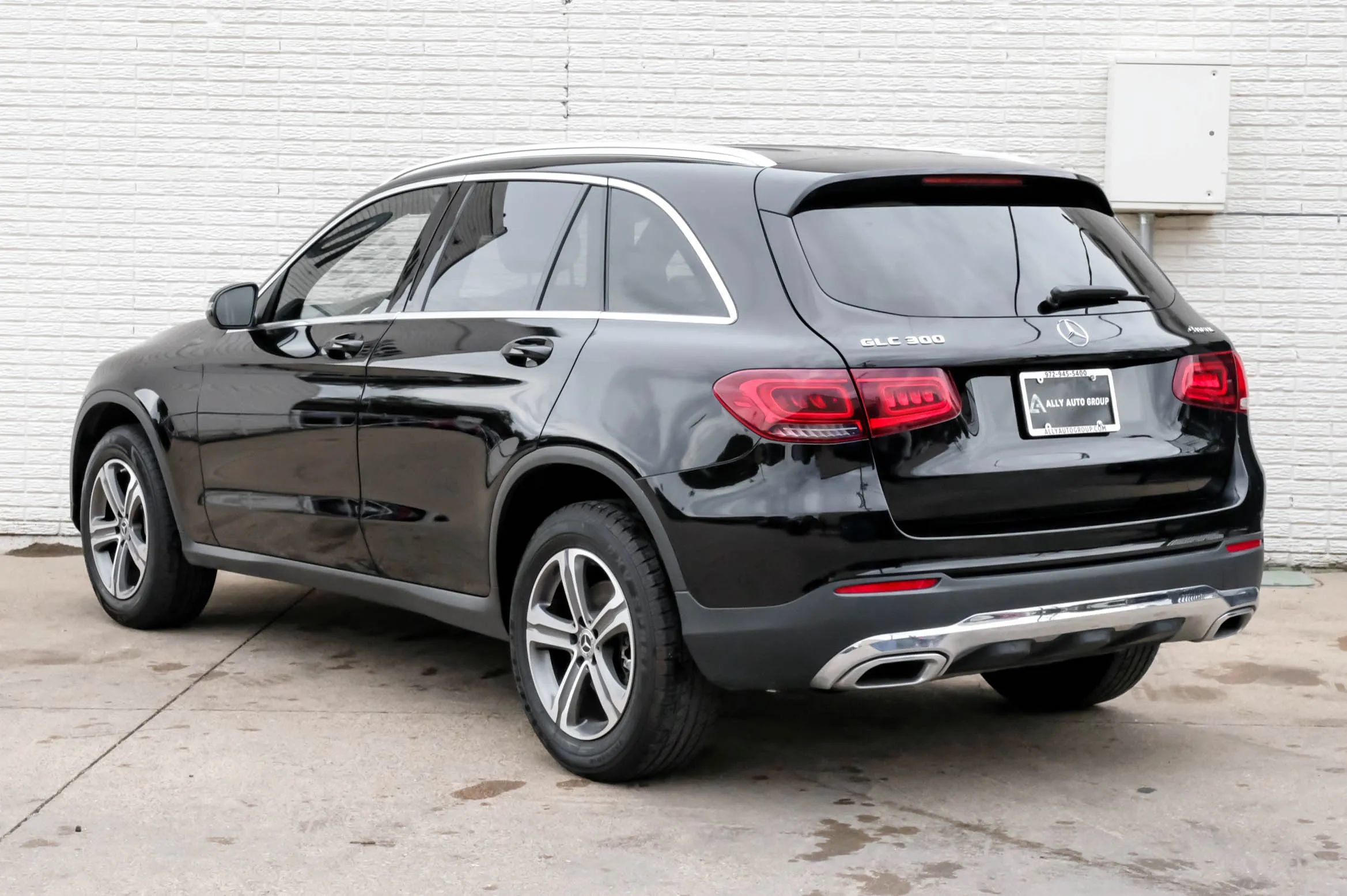 Used 2020 Mercedes-Benz GLC 300 4MATIC image 9