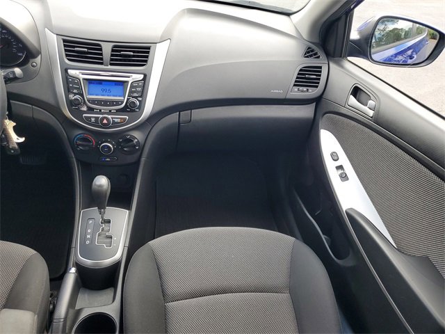 Used 2013 Hyundai Accent GS image 15