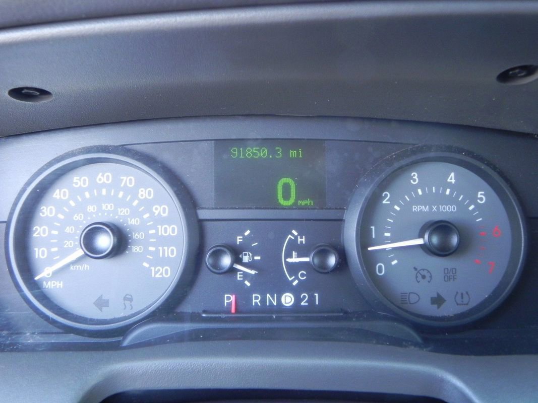 Used 2011 Mercury Grand Marquis LS image 9