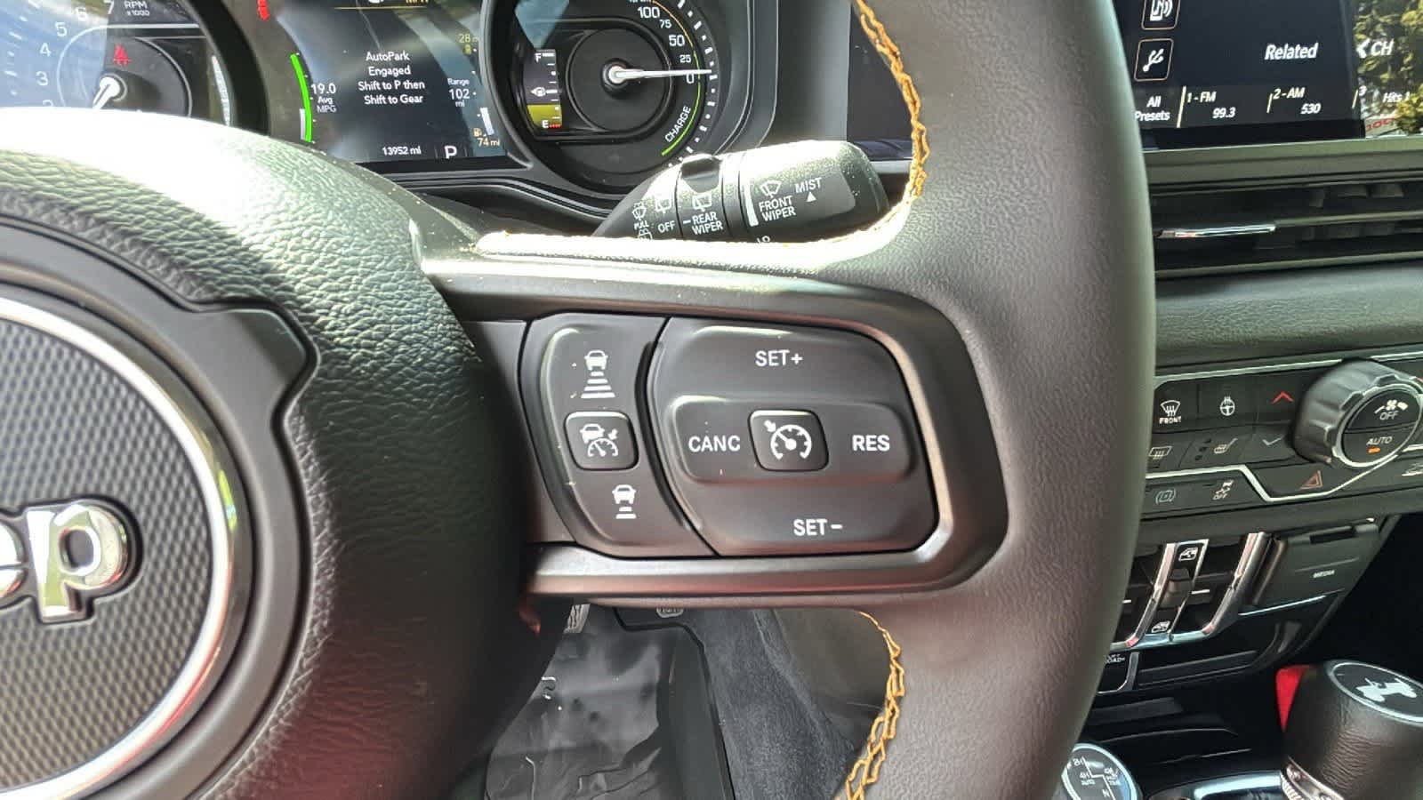 Used 2024 Jeep Wrangler Unlimited AWD/4WD image 20