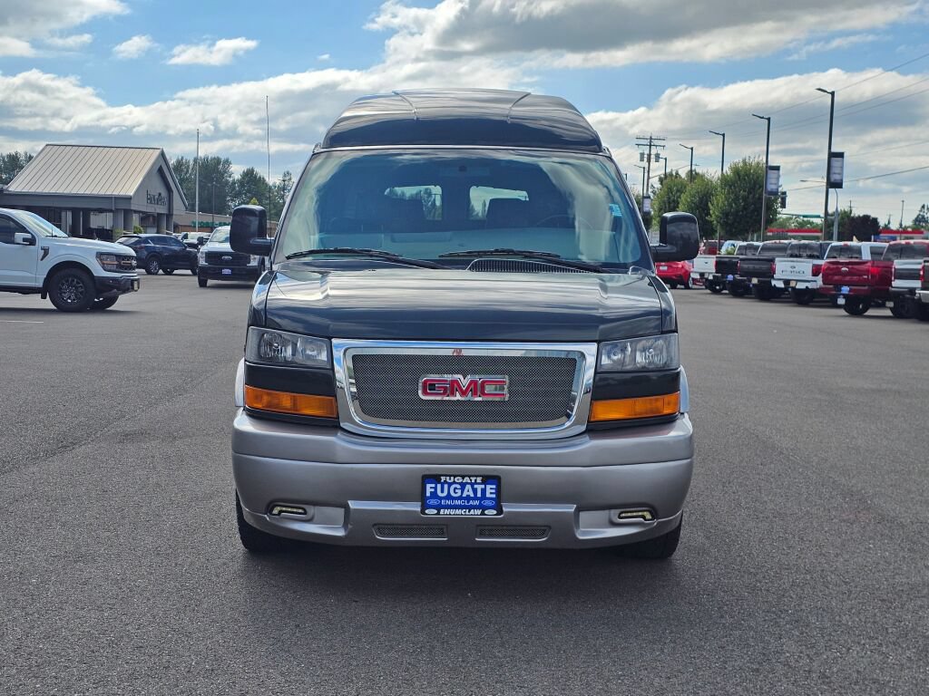 Used 2017 GMC Savana 2500 RWD image 8