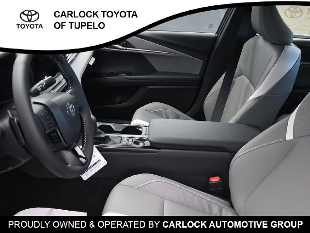 Used 2026 Toyota Camry SE w/ Convenience Package FWD image 12