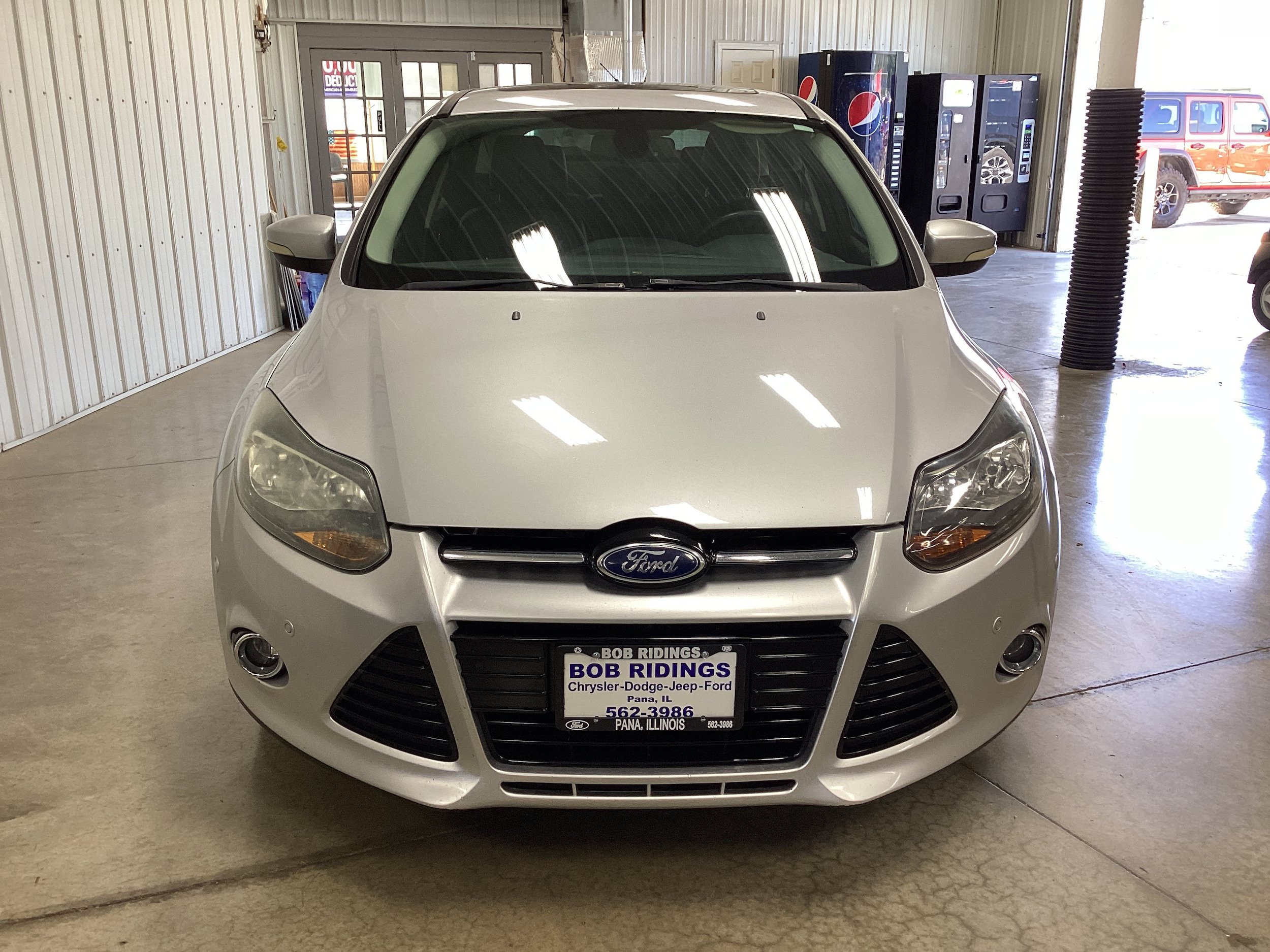 Used 2012 Ford Focus Titanium FWD image 9