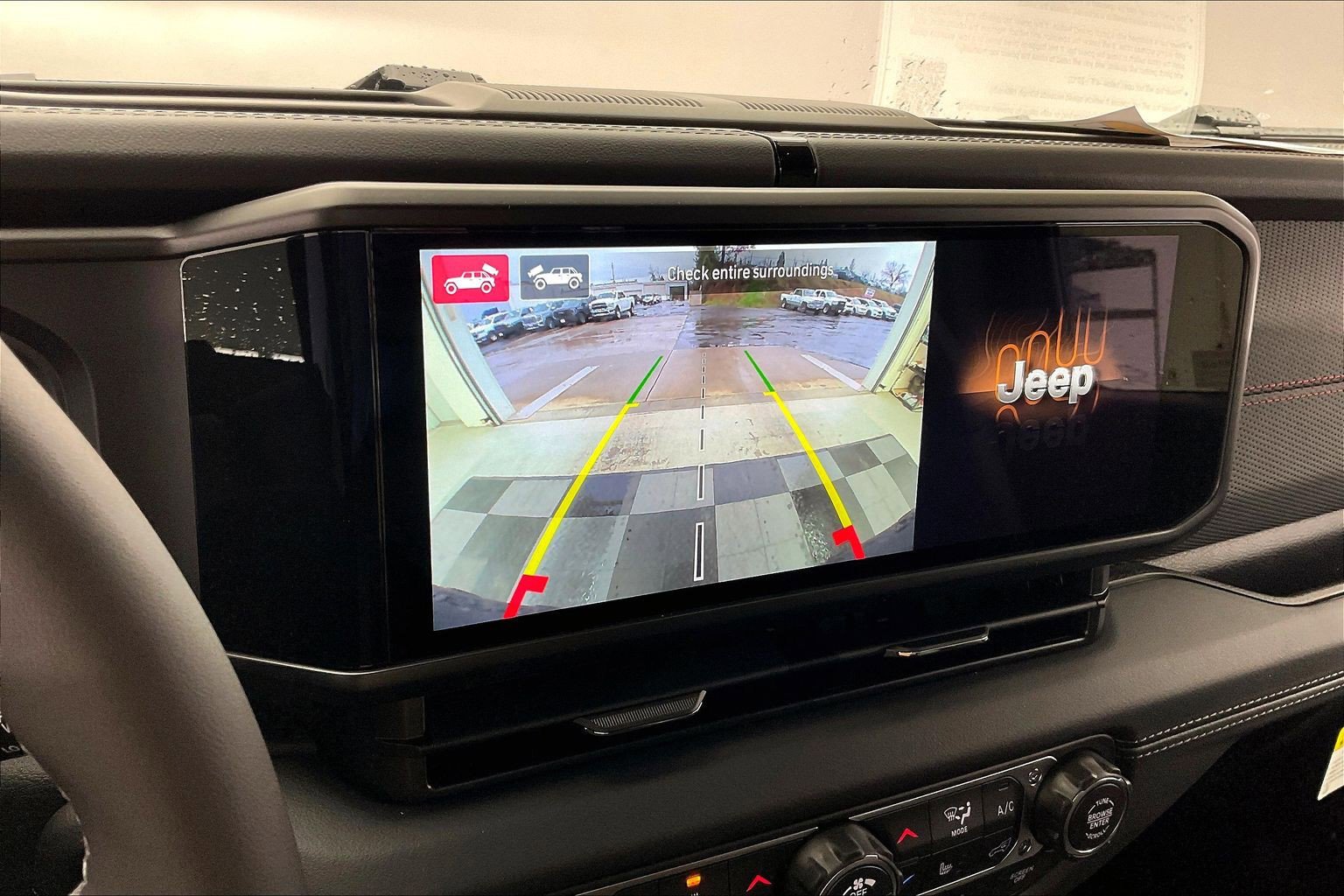 New 2026 Jeep Wrangler Unlimited Rubicon AWD/4WD image 13