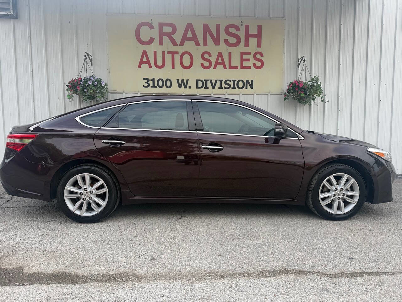 Used 2013 Toyota Avalon XLE Premium image 7