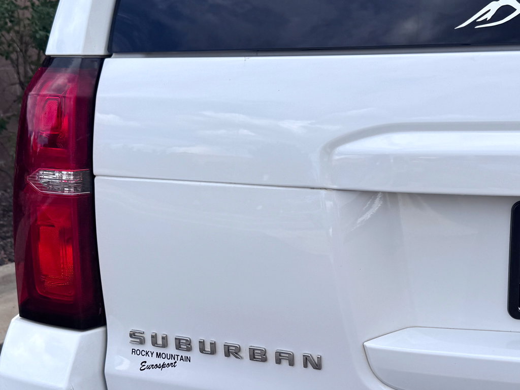Used 2018 Chevrolet Suburban LT AWD/4WD image 8