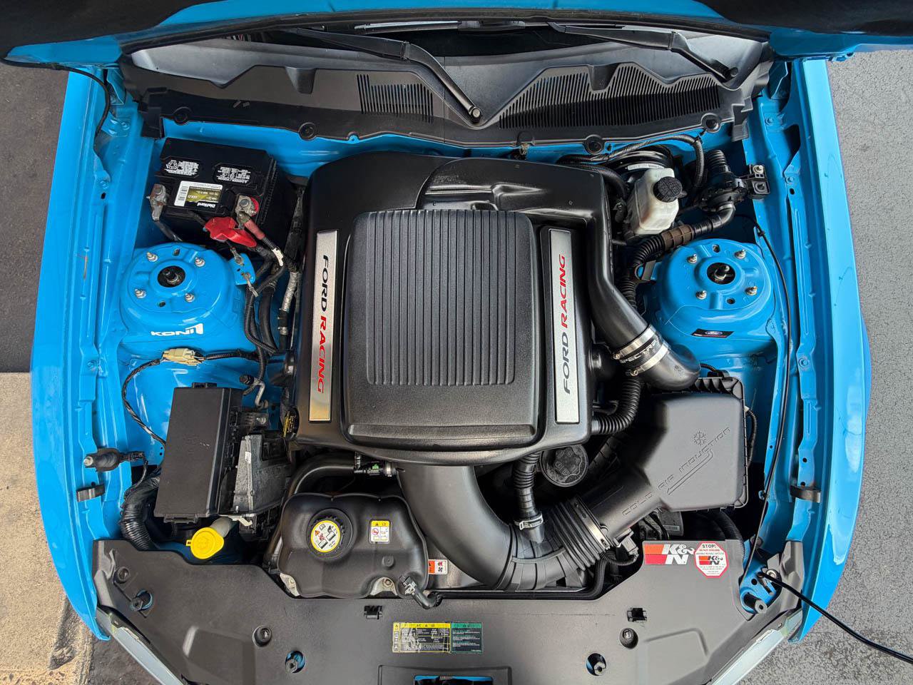 Used 2010 Ford Mustang GT Premium RWD image 31