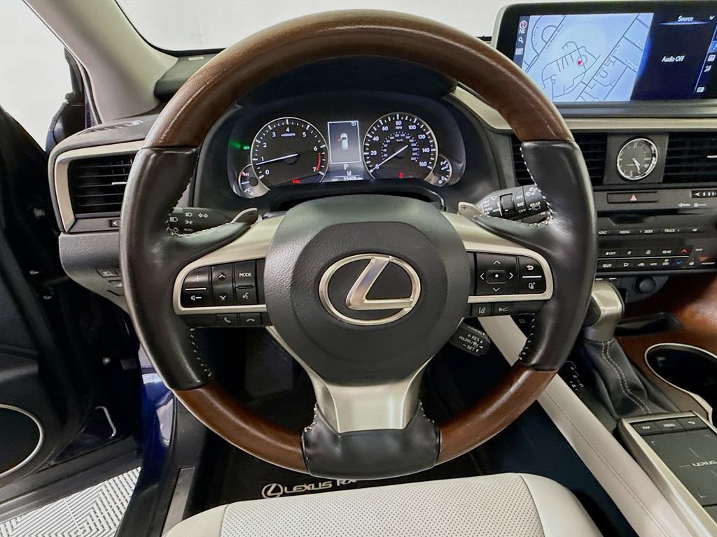 Certified 2020 Lexus RX 350L Premium w/ Premium Package AWD/4WD image 11