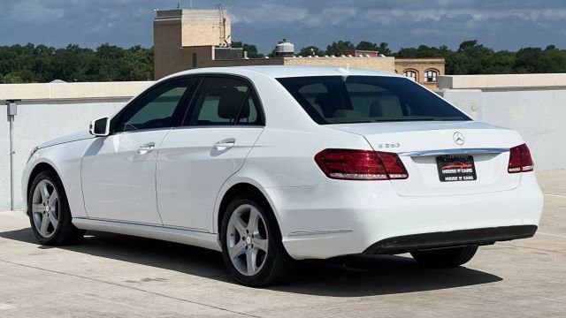 Used 2015 Mercedes-Benz E 350 4MATIC Sedan image 59