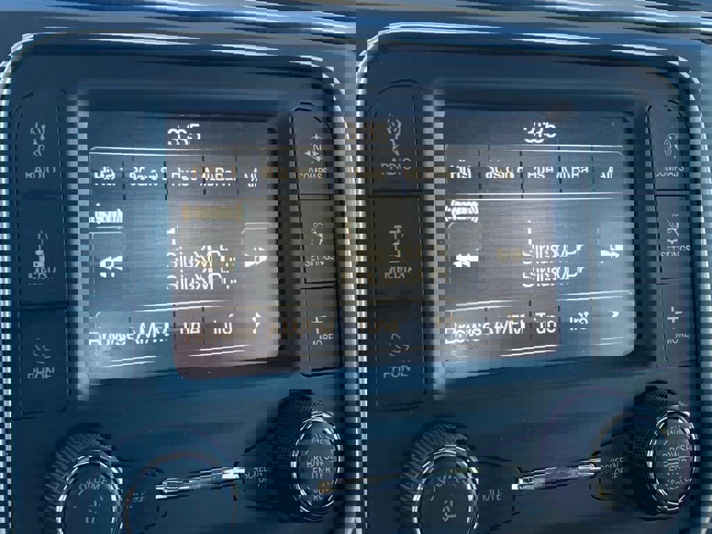 Used 2024 RAM 1500 Classic SLT image 20