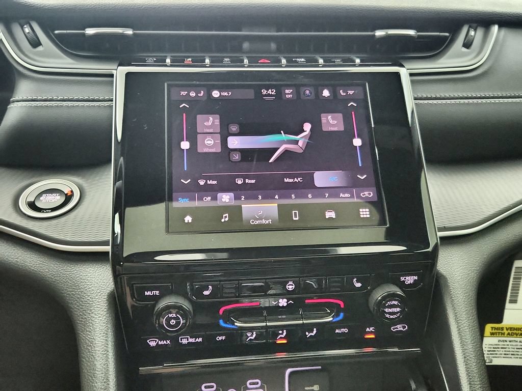 New 2026 Jeep Grand Cherokee Laredo X AWD/4WD image 26
