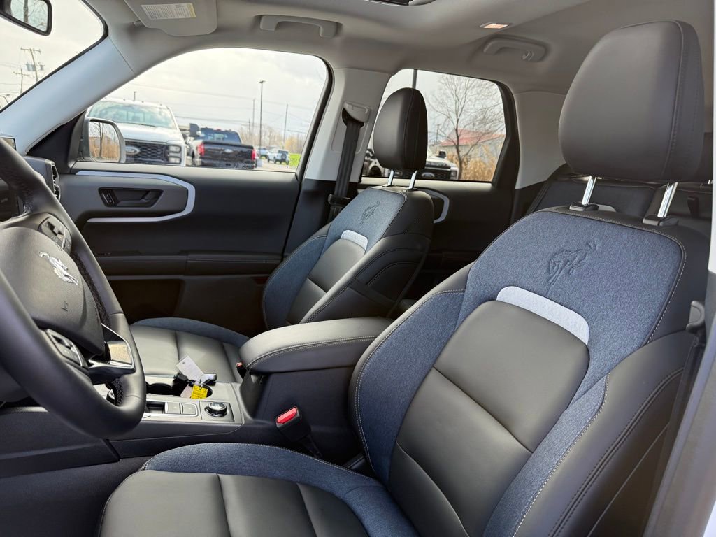 Used 2025 Ford Bronco Sport Outer Banks w/ Outer Banks Tech Package+ image 4
