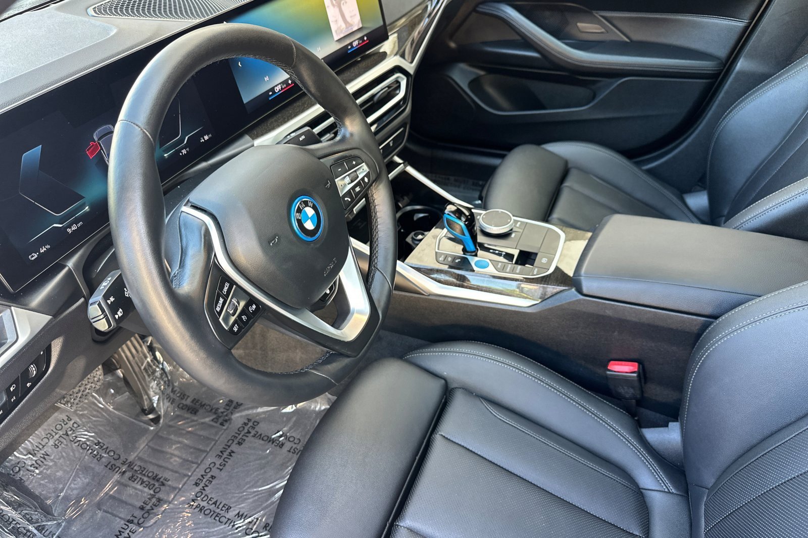 Used 2023 BMW i4 eDrive35 w/ Premium Package RWD image 9