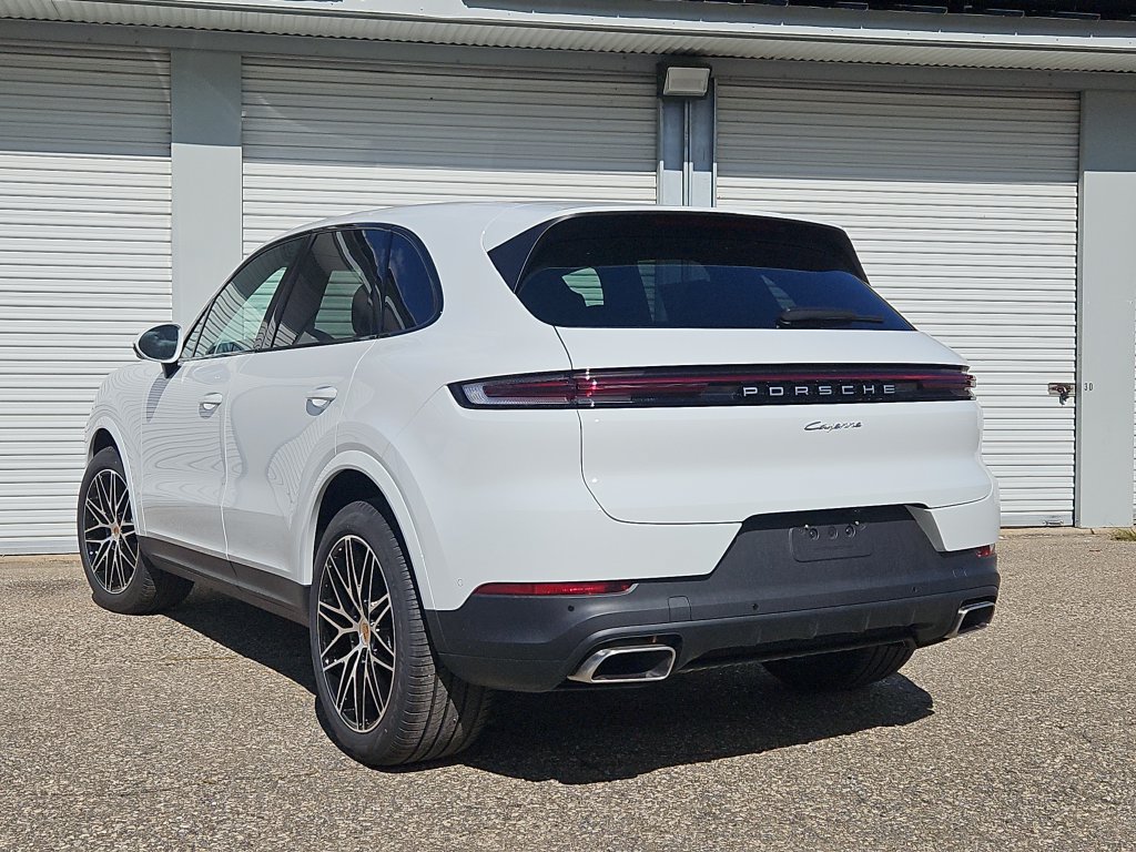 New 2026 Porsche Cayenne AWD/4WD image 3