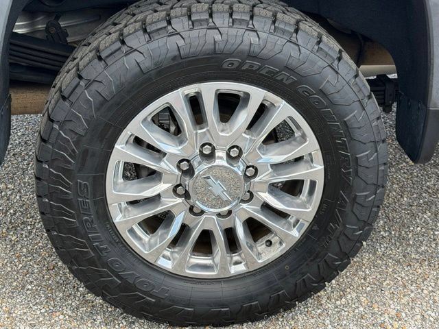 Used 2020 Chevrolet Silverado 2500 High Country w/ Z71 Off-Road Package AWD/4WD image 10