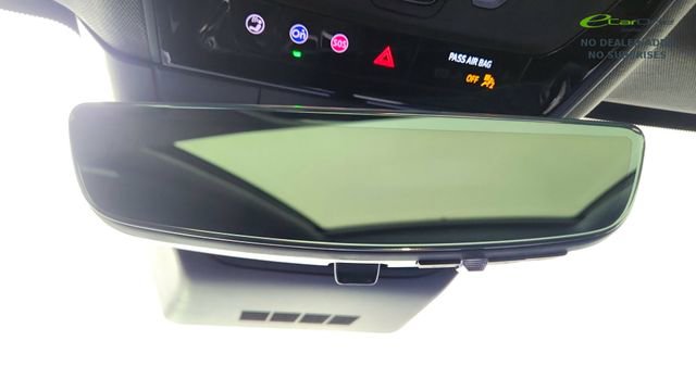 Used 2025 Cadillac Optiq Sport 2 image 57