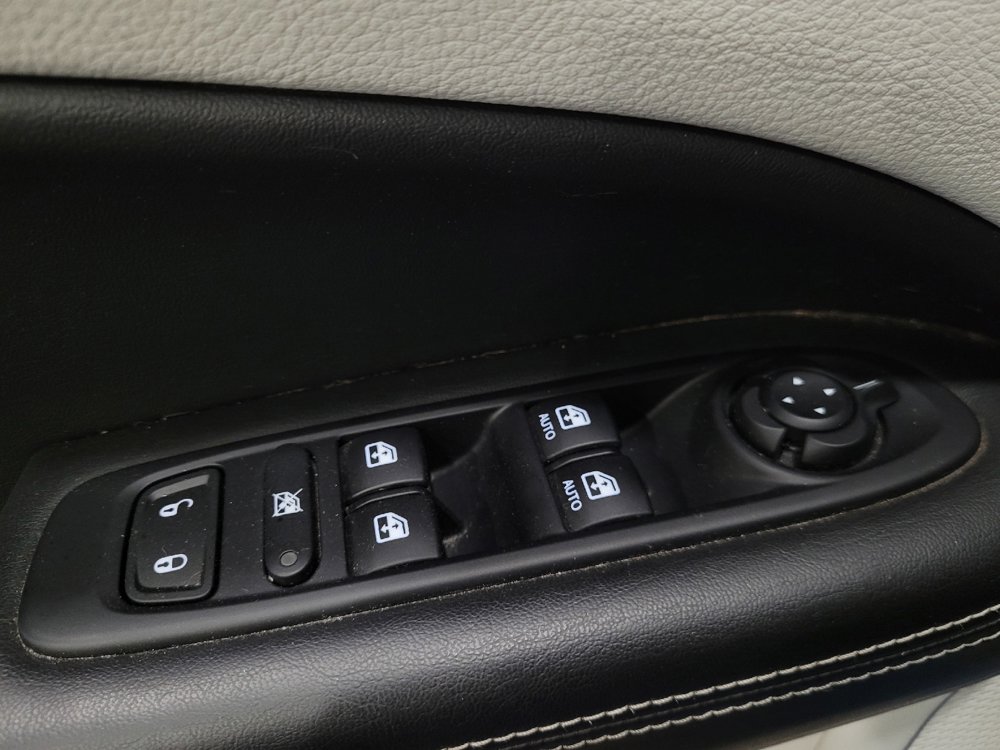 Used 2018 Jeep Compass Latitude w/ Popular Equipment Group AWD/4WD image 27