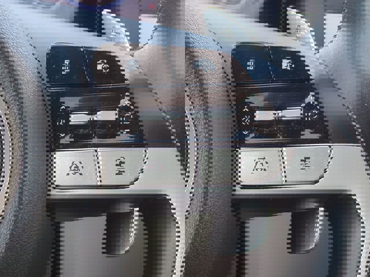 Used 2024 Hyundai Tucson Limited image 27