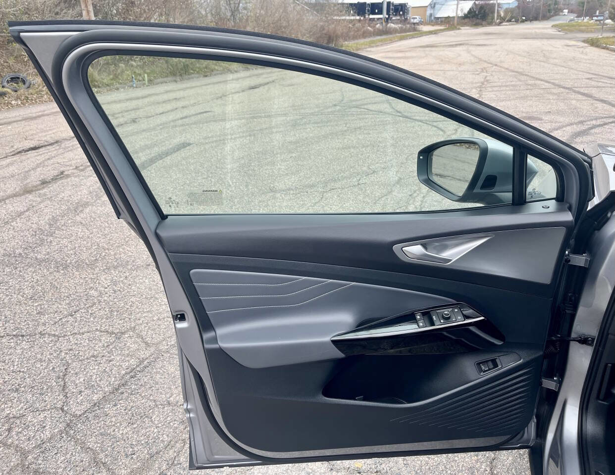 Used 2023 Volkswagen ID.4 Pro S image 16