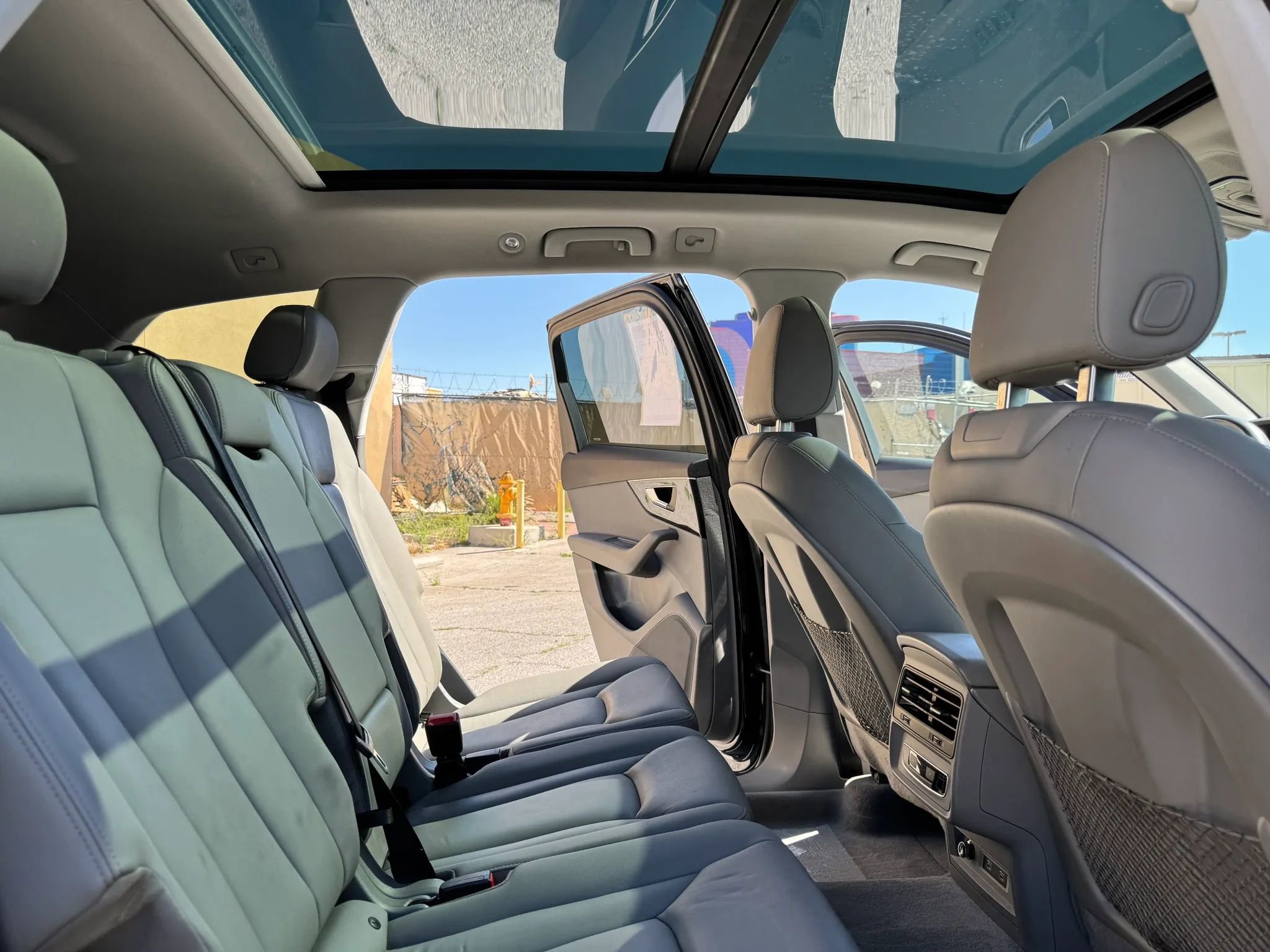 Used 2021 Audi Q7 3.0T Premium image 16