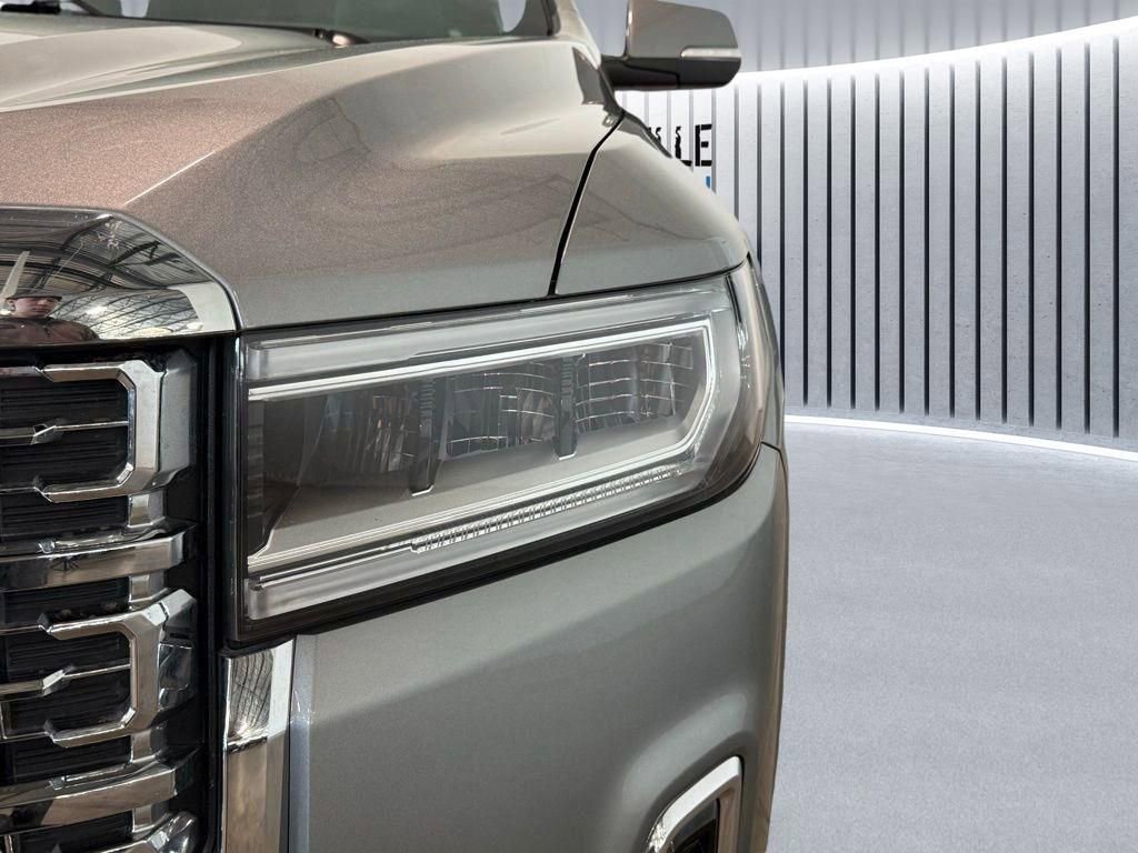 Used 2023 GMC Acadia Denali w/ Denali Ultimate Package image 17