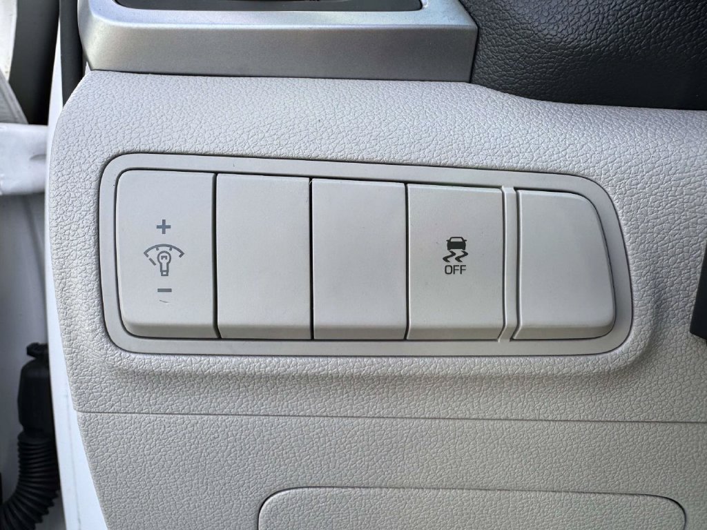 Used 2018 Hyundai Tucson SE FWD image 18