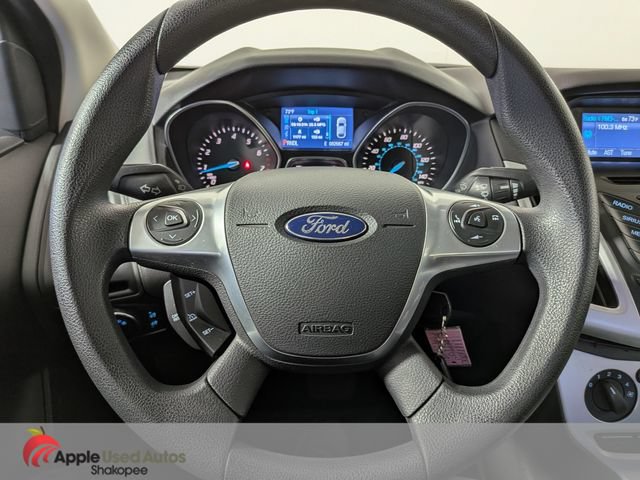 Used 2014 Ford Focus SE w/ SE Winter Package FWD image 17