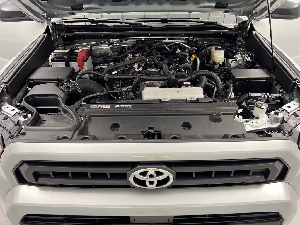 Used 2025 Toyota 4Runner SR5 AWD/4WD image 71