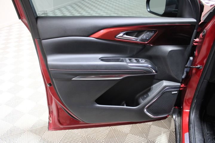 Used 2024 Chevrolet Traverse RS image 19