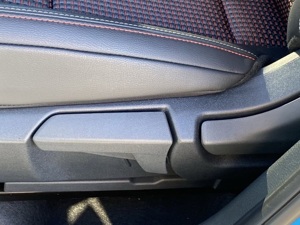 New 2026 Nissan Kicks SR image 16