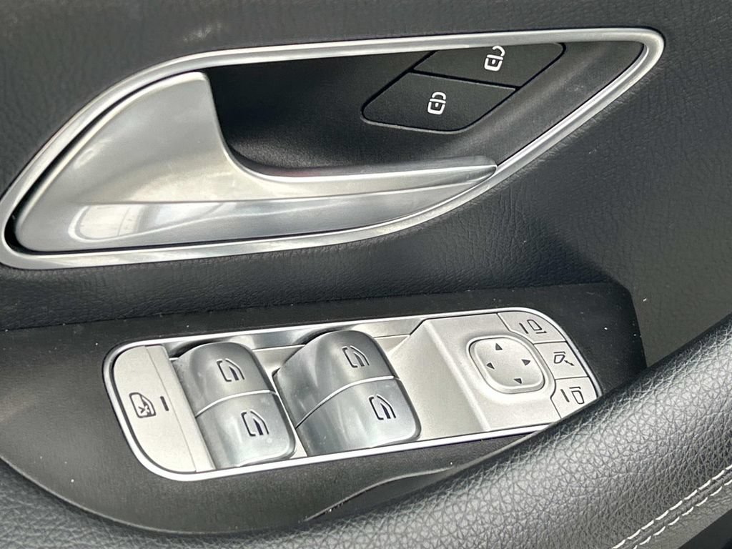 Used 2024 Mercedes-Benz GLE 450e 4MATIC image 20
