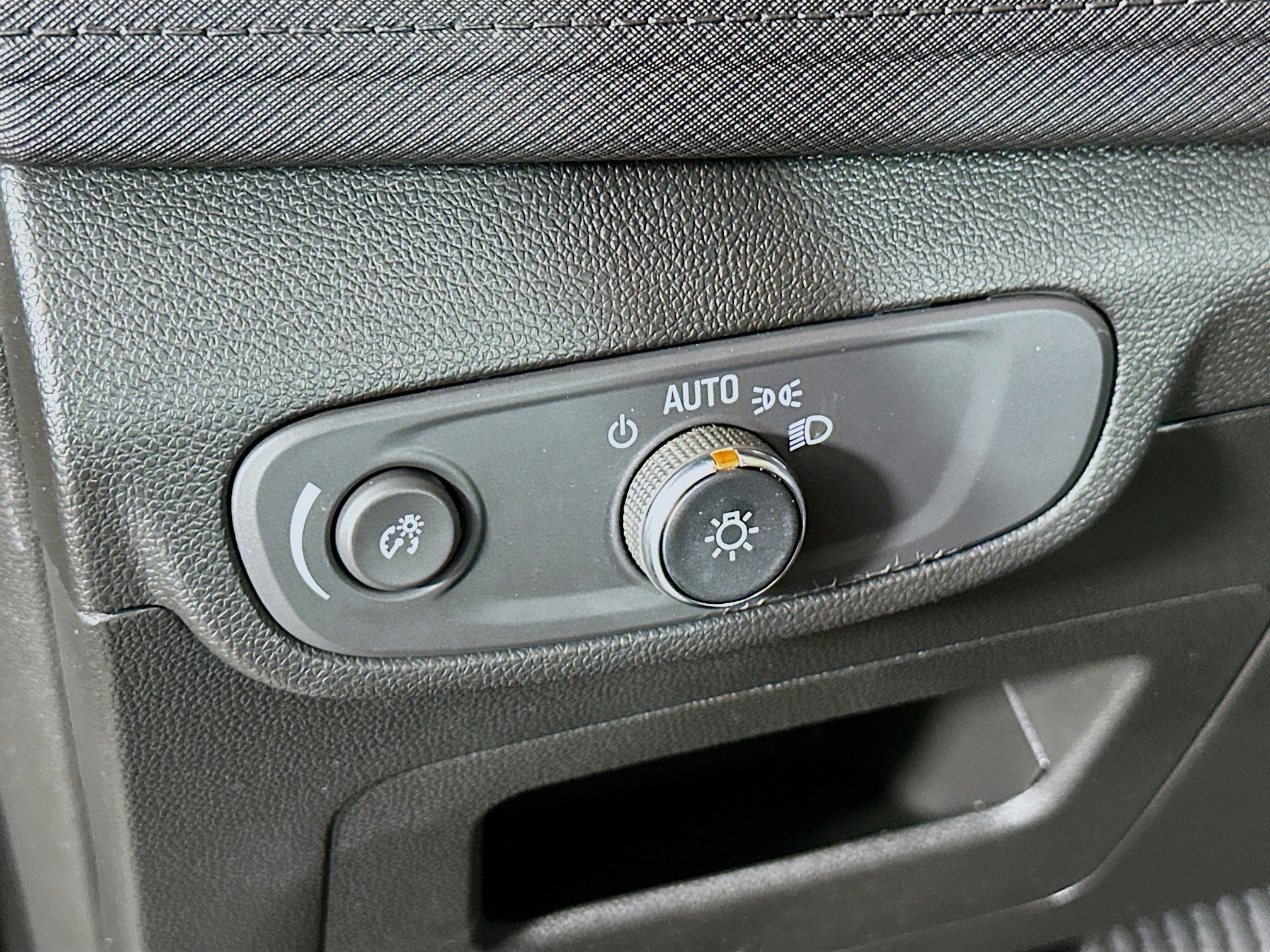 Used 2024 Chevrolet TrailBlazer LS image 16